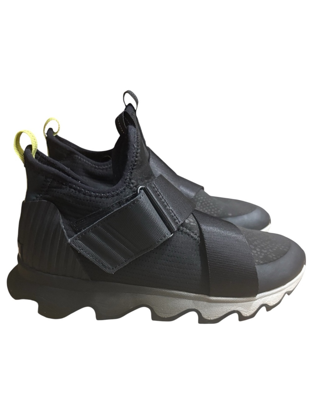SOREL Kinetic Sneak Slip-On Sneakers with Strap Detail in Black/Yellow Size 7 - Picture 2 of 9
